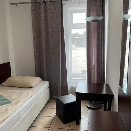 בולסלאביש Motel W Lace מראה חיצוני תמונה