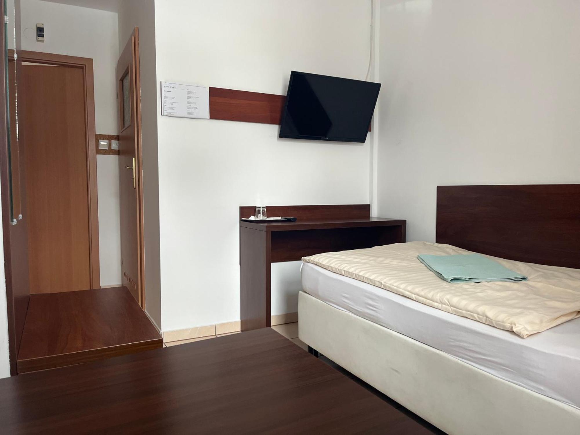 בולסלאביש Motel W Lace מראה חיצוני תמונה